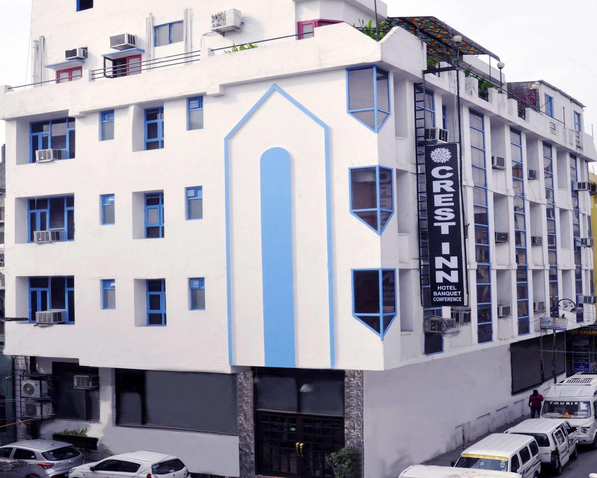 โรงแรมเครสต์ อินน์ เดลี ภายนอก รูปภาพ